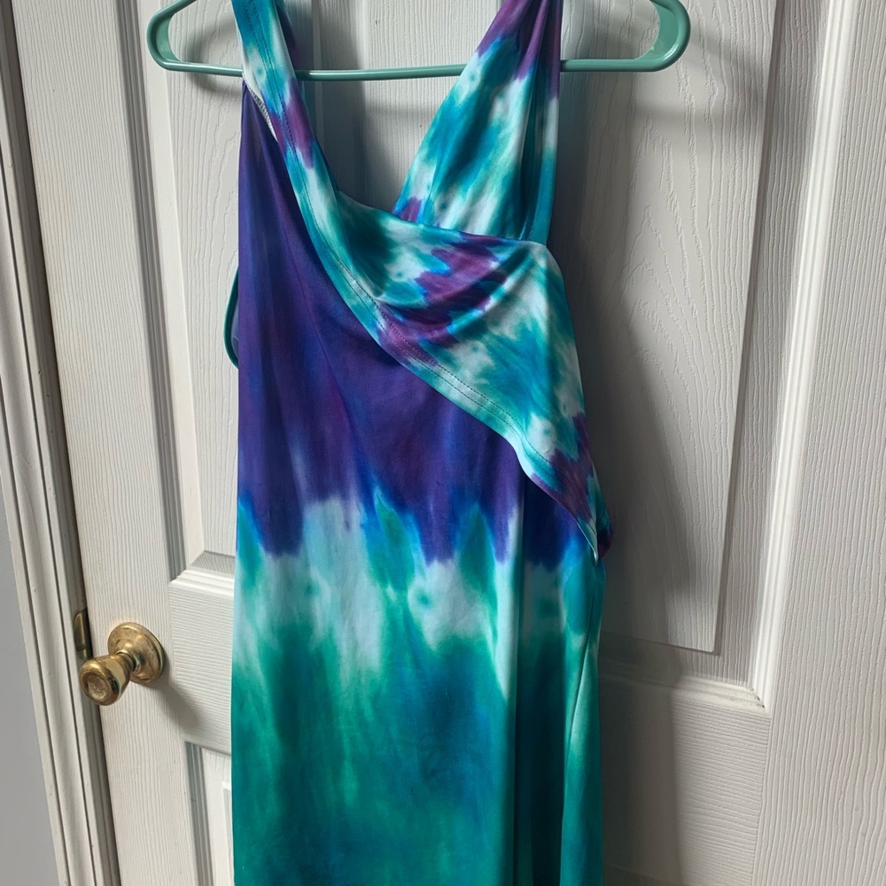 Long, layered & sleeveless top. Teal/green and purple tie dye style, like new